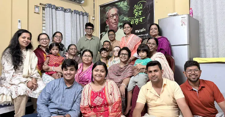 দীর্ঘদিন পর মা ও ৮ ভাইবোনদের সঙ্গে, আবেগঘন বার্তা দিলেন চঞ্চল