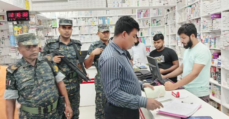 মেয়াদোত্তীর্ণ ওষুধ-খাবার বিক্রি, দুই দোকানির জরিমানা