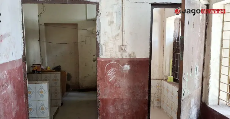 চাঁদপুরে প্রাথমিক বিদ্যালয়ে টয়েলট সংকট, বাড়ছে স্বাস্থ্যঝুঁকি