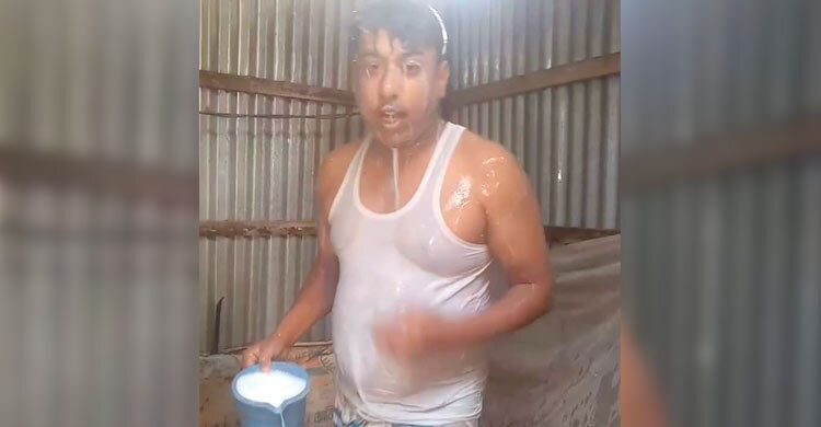 দুধ দিয়ে গোসল করে রাজনীতি ছাড়লেন যুবদল নেতা