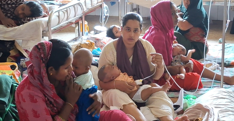 চাঁদপুরে হামে আক্রান্ত ২৮ শিশুকে হাসপাতালে ভর্তি, মৃত্যু ৩