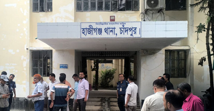 আবাসিক হোটেলের দরজা ভেঙে বৃদ্ধের মরদেহ উদ্ধার