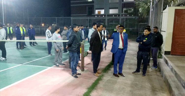 চাঁপাইনবাবগঞ্জে আদালত চত্বরে ককটেল বিস্ফোরণ