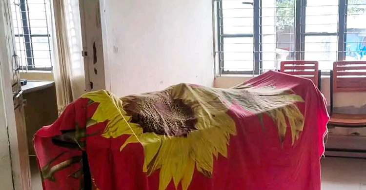 ভোলাহাটে পূর্ব শত্রুতার জেরে দুই পক্ষের সংঘর্ষ, নিহত ১