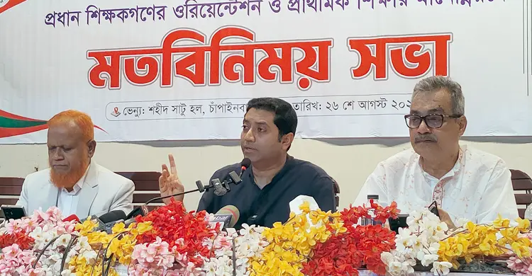 ‘এখন মোবাইল থাকলেই সাংবাদিক হয়ে যায়’