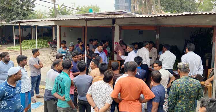 চাঁপাইনবাবগঞ্জে ৩ তরমুজ ব্যবসায়ীকে জরিমানা