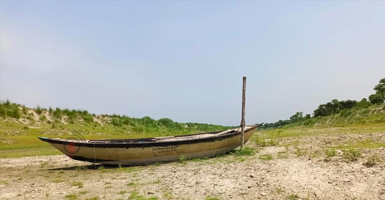 সর্বনাশা ফারাক্কায় অভিশাপে রূপ নিচ্ছে আশীর্বাদের পদ্মা