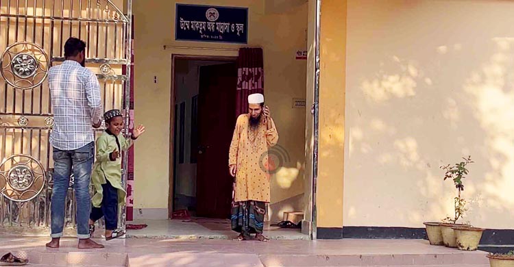 দৃষ্টিহীন জীবনে শিক্ষার দীপশিখা উম্মে মাকতুম মাদরাসা ও স্কুল