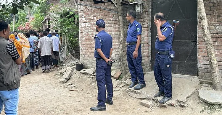 চাঁপাইনবাবগঞ্জে নারীকে টিউবওয়েলের হাতল দিয়ে পিটিয়ে হত্যা