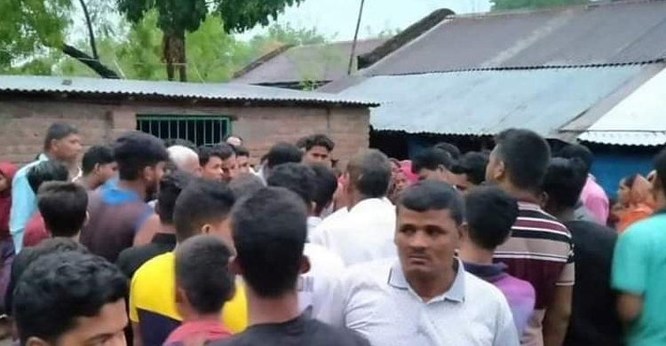 চাঁপাইনবাবগঞ্জে বজ্রপাতে নিহত ৩