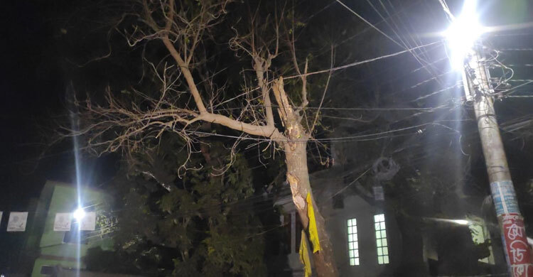 চাঁপাইনবাবগঞ্জে মসজিদের পাশে ককটেল বিস্ফোরণ