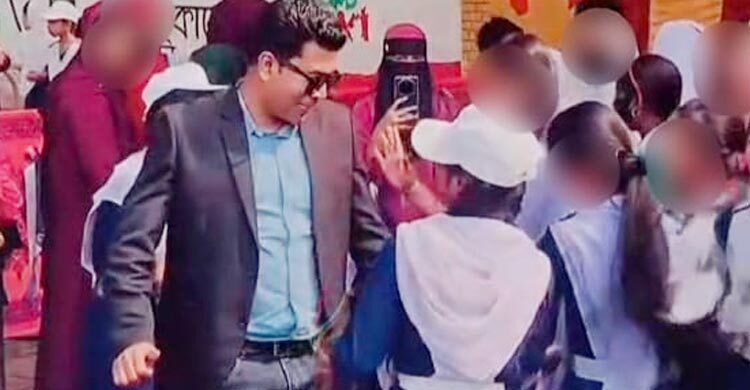 ফরিদপুরে ছাত্রীদের সঙ্গে শিক্ষকের নাচের ভিডিও ভাইরাল