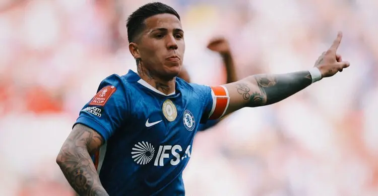 লিডসকে হারিয়ে ফাইনালে চেলসি