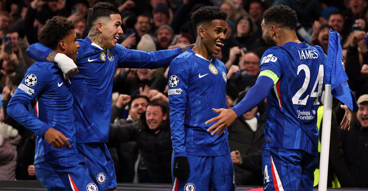 ঘরের মাচে বার্সেলোনাকে উড়িয়ে দিলো চেলসি