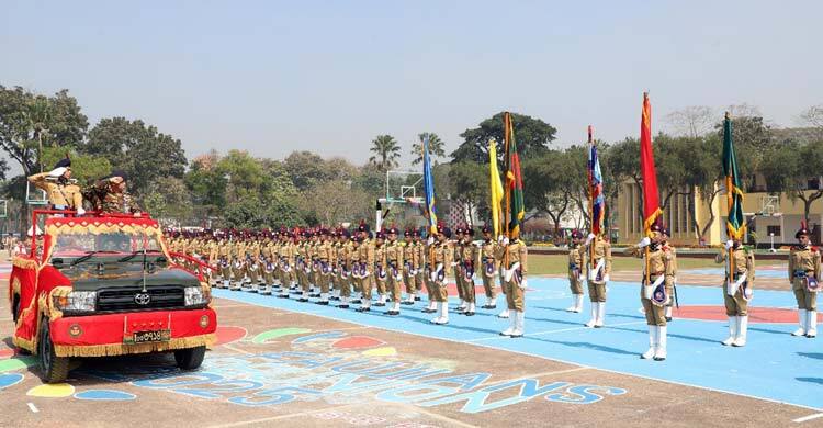 ফৌজদারহাট ক্যাডেট কলেজের পুনর্মিলনী অনুষ্ঠানে সেনাপ্রধান