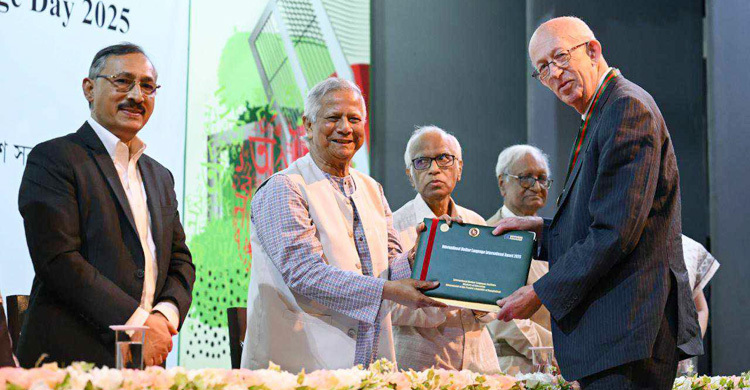 মাতৃভাষার জন্য জীবন দেওয়ার ঘটনা পৃথিবীর ইতিহাসে নজিরবিহীন