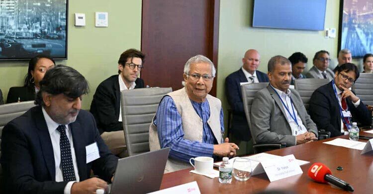 জাতিসংঘে প্রধান উপদেষ্টার শতাধিক সফরসঙ্গী, হতাশা প্রকাশ টিআইবির