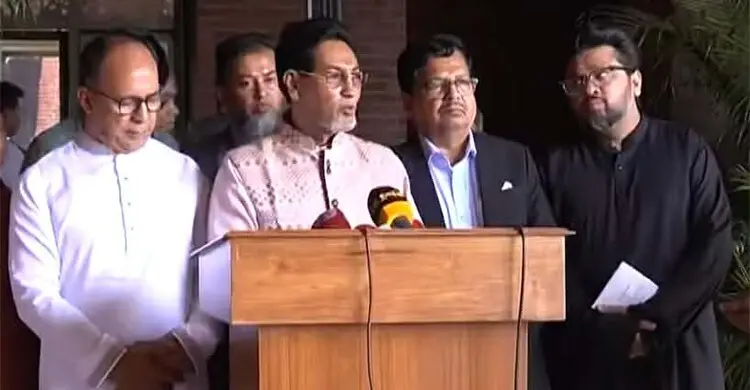 দুই লাখ টন তেল নিয়ে বন্দরে নোঙর করেছে দুটি জাহাজ: চিফ হুইপ