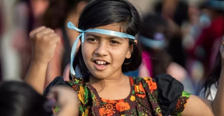 কন্যাশিশুরা প্রতিকূলতার মধ্যেও কথা বলছে, পরিবর্তনে নেতৃত্ব দিচ্ছে