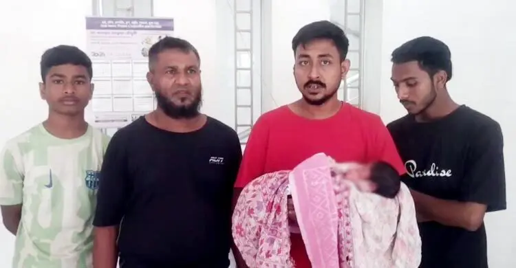 নারায়ণগঞ্জে নবজাতককে নদীতে ফেলে হত্যার চেষ্টা