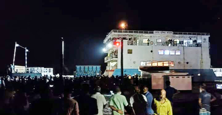 চিলমারী নৌবন্দরে যুক্ত হলো আরও একটি ফেরি