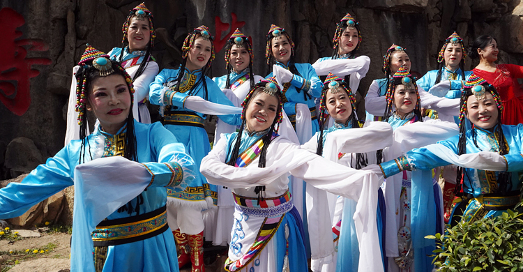 চীনে স্প্রিং টেম্পল ফেস্টিভ্যাল