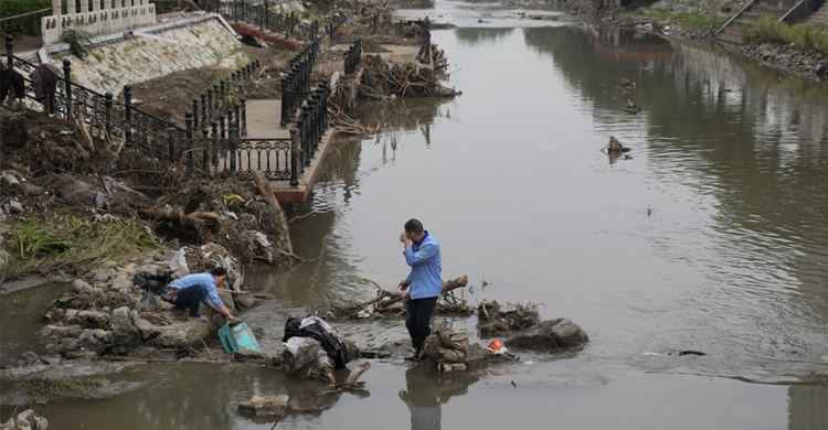 Death toll in recent Beijing flooding rises to 33