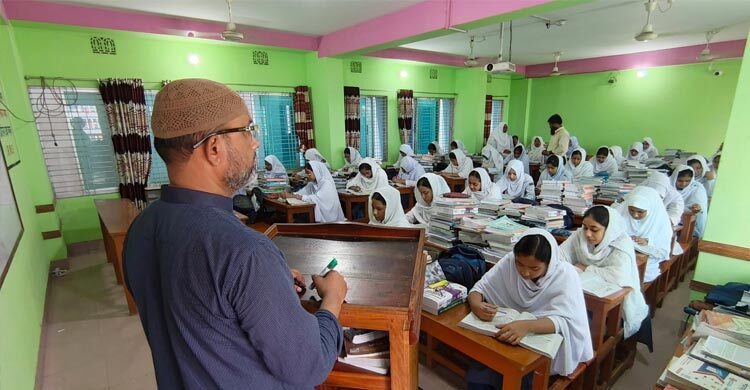 উপজেলার অর্থনীতির চাকা ঘোরাচ্ছে ৭৩ বেসরকারি শিক্ষা প্রতিষ্ঠান