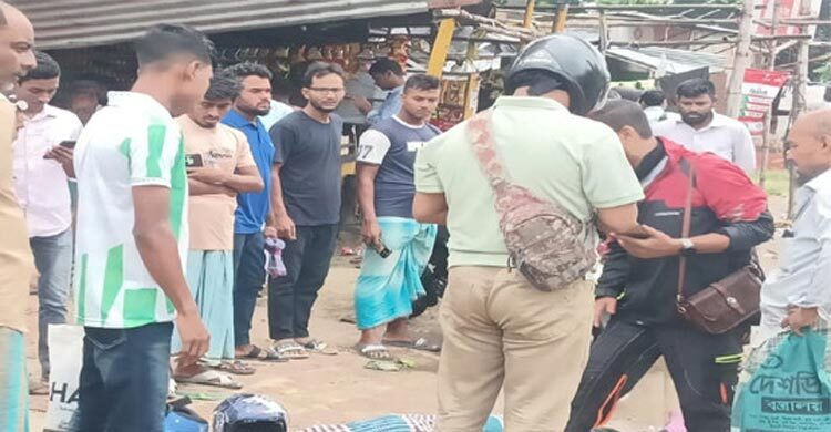 পটিয়ায় বাইক থেকে ছিটকে পড়ে নারীর মৃত্যু