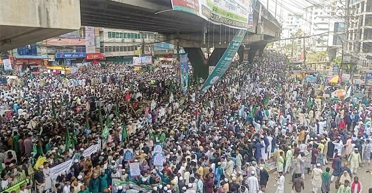 চট্টগ্রামে জশনে জুলুসে জনসমুদ্র