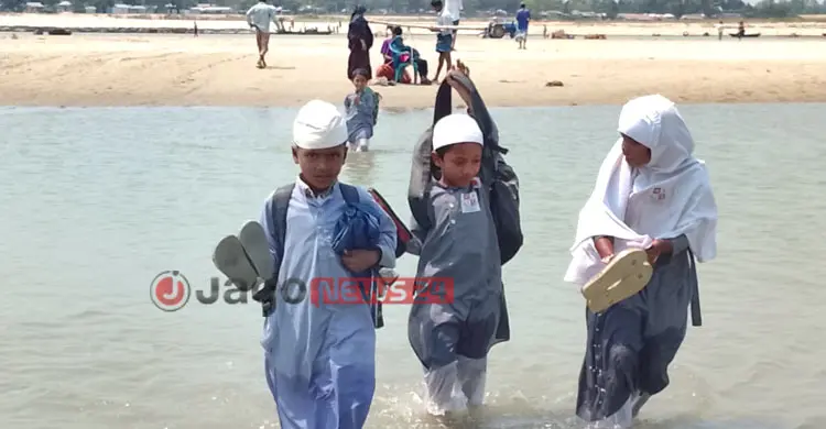 চরবাসীর রোগীদের ভরসা বাঁশ-রশির &lsquo;অ্যাম্বুলেন্স&rsquo;