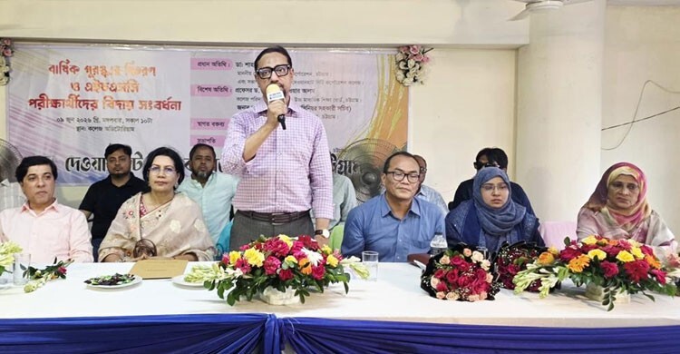 তরুণ প্রজন্মকে মাদক থেকে দূরে রাখতে খেলাধুলার বিকল