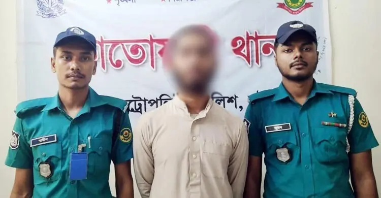 চট্টগ্রামে মাদরাসাছাত্রকে বলাৎকারের অভিযোগে কিশোর গ্রেফতার