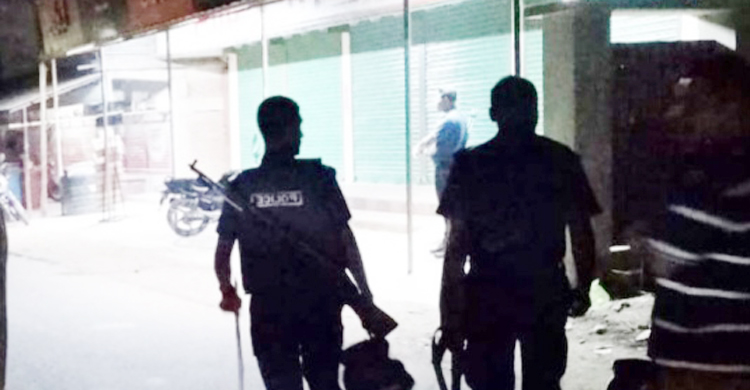 কাপড়ের দরদামকে কেন্দ্র করে ছুরিকাঘাতে ২ যুবক খুন