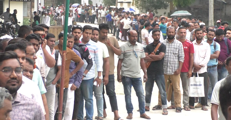 ফুয়েল কার্ড নিতে এসে মারা গেলেন বখতিয়ার