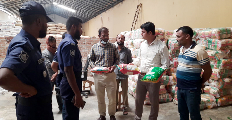 চুয়াডাঙ্গায় দুই মুড়ি কারখানার ৫৫ হাজার টাকা জরিমানা