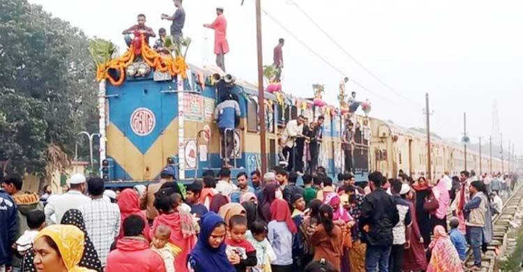 ভারতের উদ্দেশ্যে ছেড়ে গেছে মেদিনীপুরের বিশেষ ট্রেন