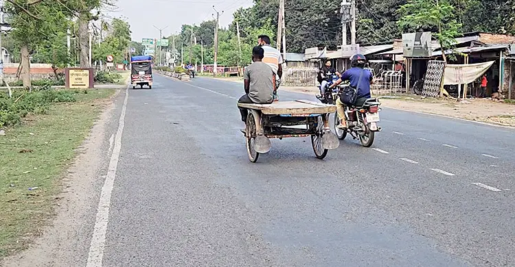 মৌসুমের শুরুতেই চুয়াডাঙ্গায় টানা সর্বোচ্চ তাপমাত্রা, উদ্বেগে জেলাবাসী
