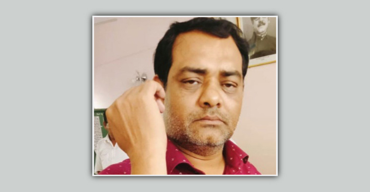 ছুটির ঘণ্টা দিয়ে শিক্ষককে পেটালেন দপ্তরি, তদন্তে কমিটি