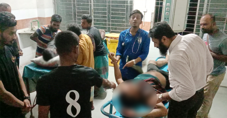 সড়কে গাছ ফেলে ছিনতাই, যুবককে গণপিটুনি