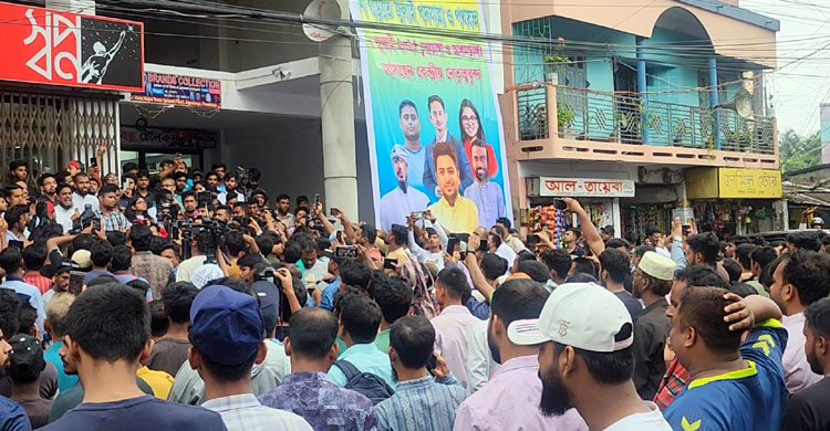 গণহত্যাকারীকে আশ্রয় দেওয়ার দায় ভারতের নিতে হবে