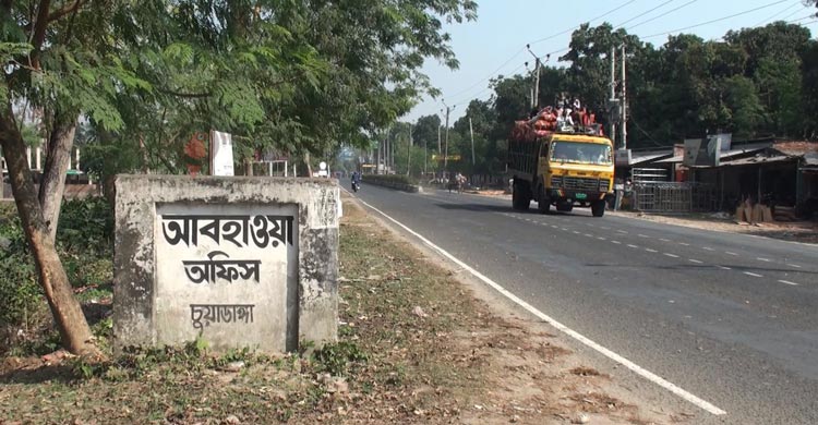 চুয়াডাঙ্গায় আগেভাগেই জানান দিচ্ছে শীত