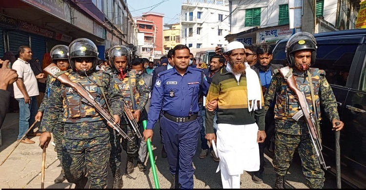 Jamaat leader held with cash near polling center in Chuadanga