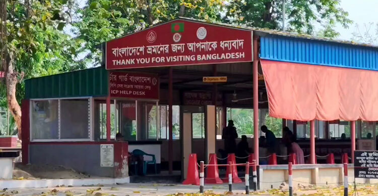 দর্শনা সীমান্ত থেকে বাংলাদেশিকে ধরে নিয়ে গেছে বিএসএফ