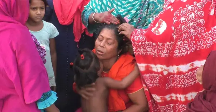 চুয়াডাঙ্গায় নাচ-গান বিতর্কে নারীর মরদেহ দাফনে বাধা