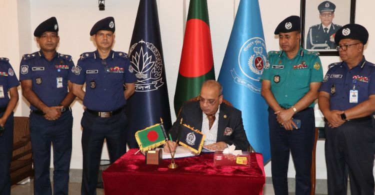 পুলিশ একাডেমির প্রশিক্ষণার্থীদের মানবিক নাগরিক হতে হবে