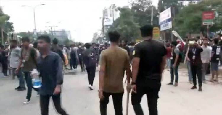 BCL, anti-quota protesters clash at Natunbazar