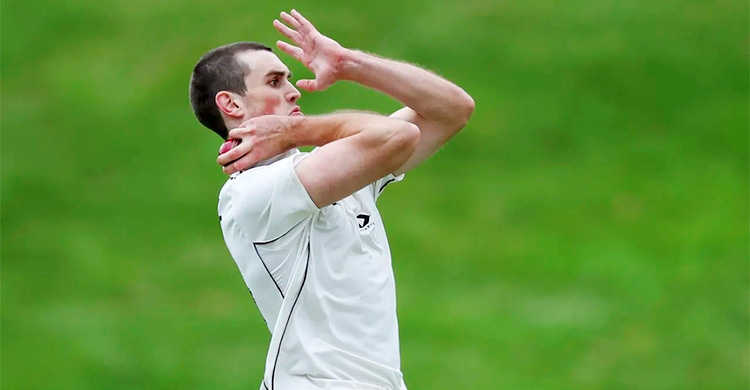 হেনরির চোটে নিউজিল্যান্ড দলে ২৪ বছর বয়সী অলরাউন্ডার