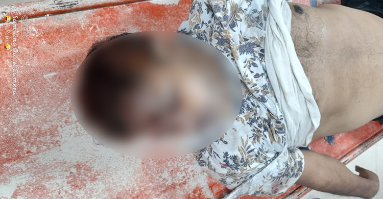 চট্টগ্রামে টেম্পু উল্টে যাত্রী নিহত