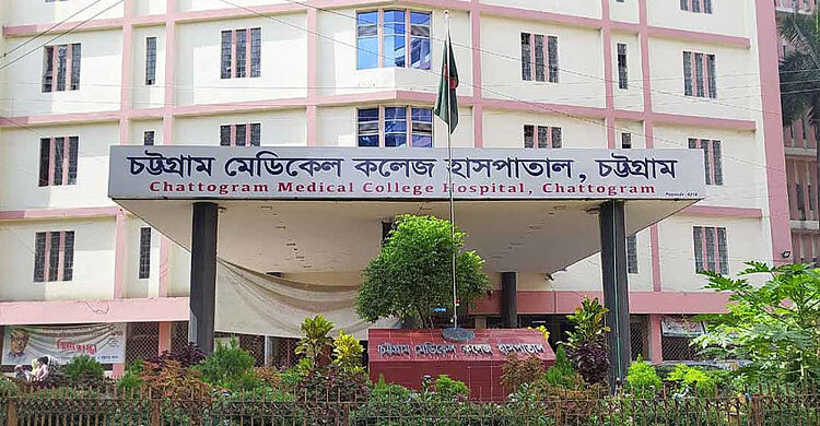 ছিনতাইকারীকে ধরতে গিয়ে ছুরিকাঘাতে যুবকের মৃত্যু